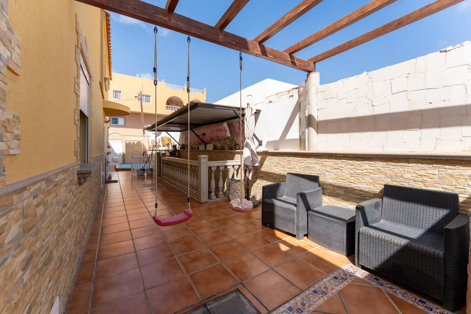Terrassa de Casa adosada en venda en San Bartolomé de Tirajana amb Aire condicionat, Calefacció i Terrassa