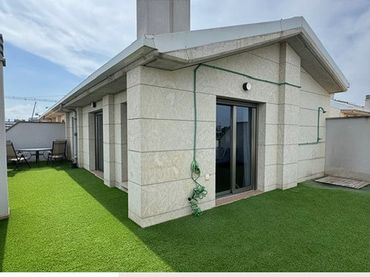 Penthouse with lift for sale in Senda de Granada
