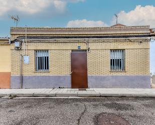 Vista exterior de Casa adosada en venda en Palencia Capital
