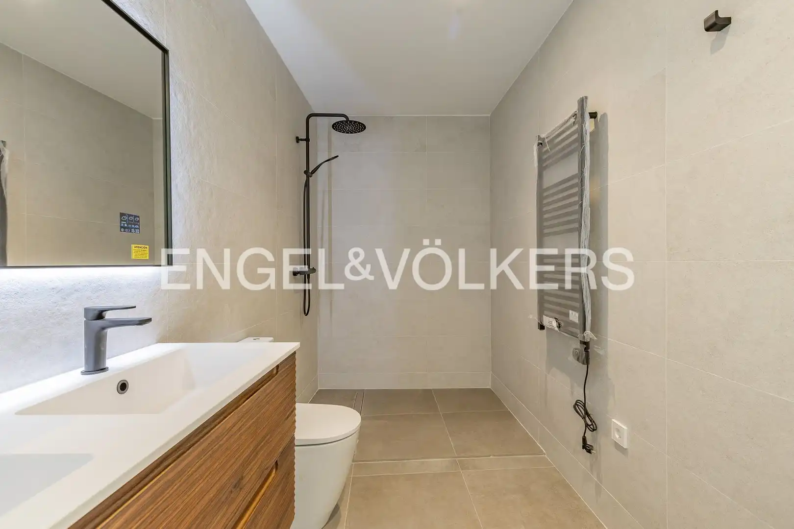 Baño de Casa o chalet en venta en Matadepera con Calefacción, Parquet y Terraza