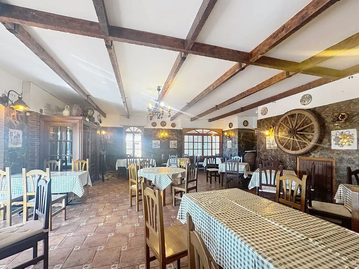 Local en venta en Estepona