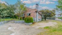 Exterior view of House or chalet for sale in Valdemorillo  with Heating, Private garden and Oven