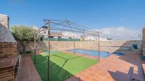 Piscina de Casa adosada en venda en Arroyomolinos (Madrid) amb Aire condicionat, Calefacció i Jardí privat