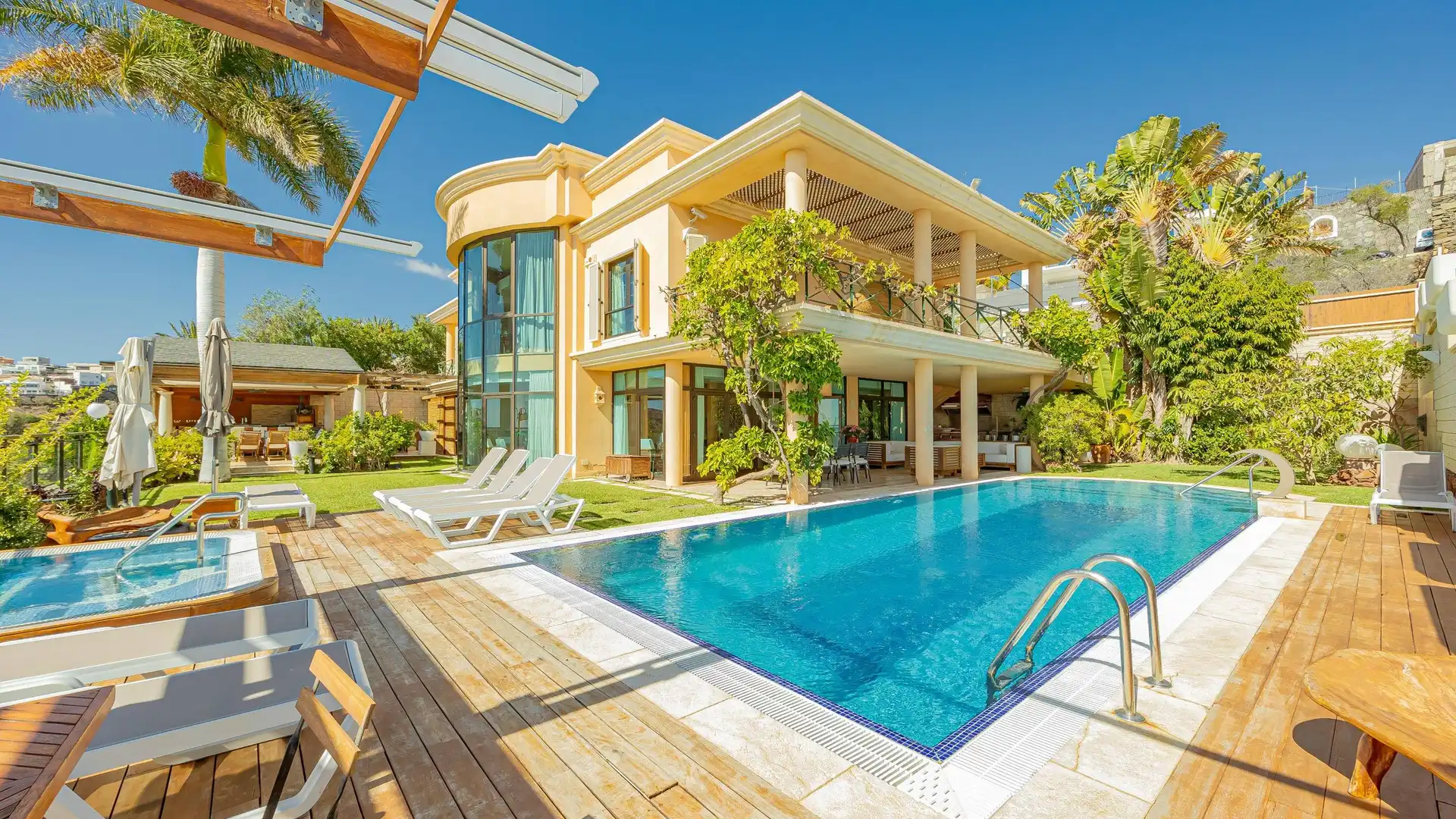 Piscina de Casa o chalet en venta en San Bartolomé de Tirajana con Aire acondicionado, Jardín privado y Terraza