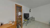 Sala d'estar de Casa o xalet en venda en Santa Perpètua de Mogoda amb Aire condicionat i Calefacció