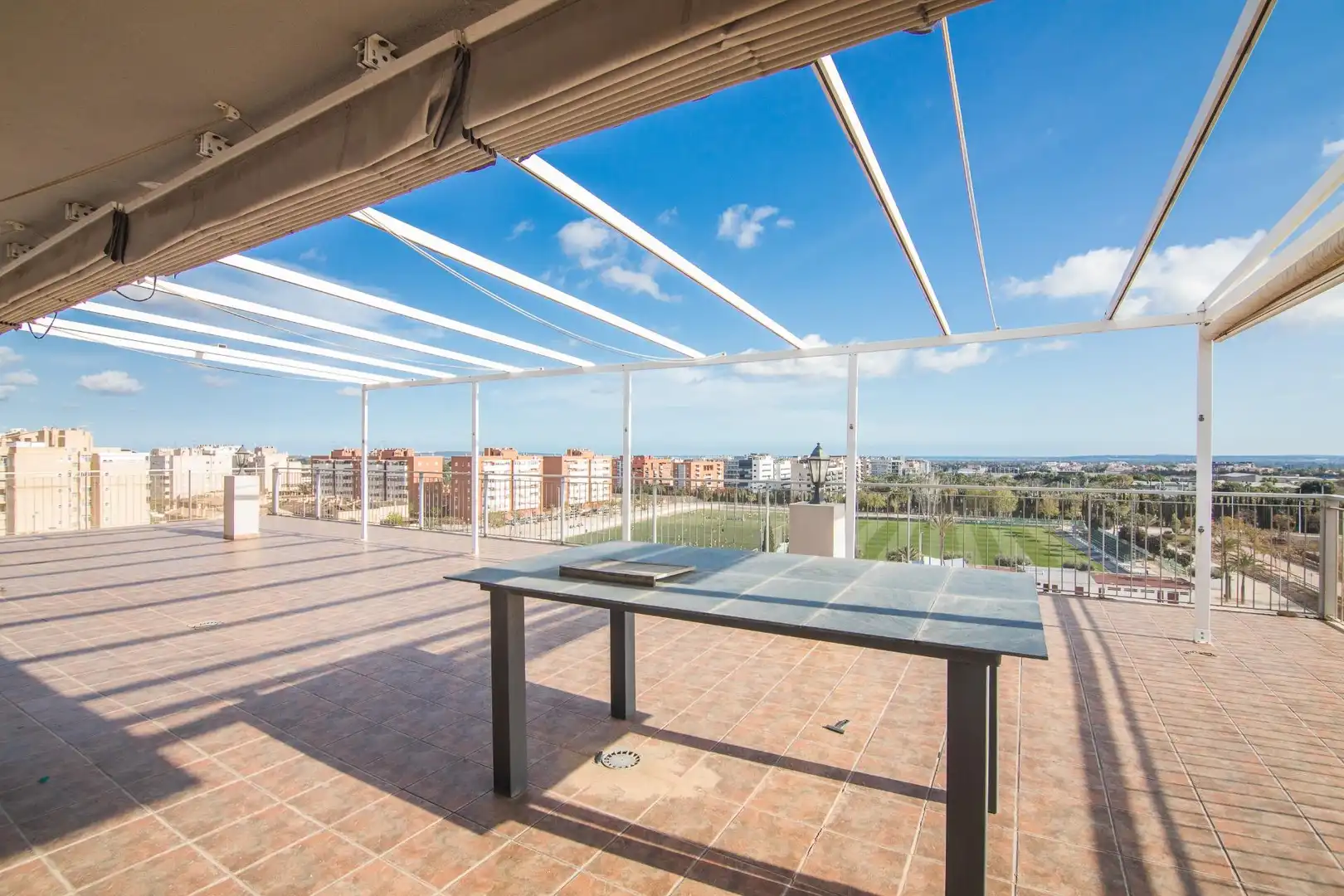 Terrasse von Dachboden zum Verkauf in Elche / Elx mit Klimaanlage, Heizung und Terrasse
