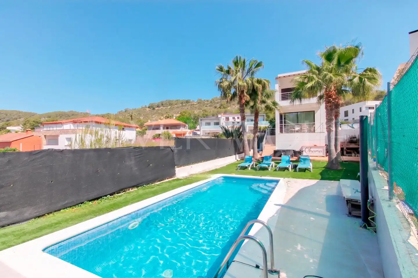 Swimming pool of Houses for sale in Sant Pere de Ribes  with Air Conditioner, Private garden and Storage room