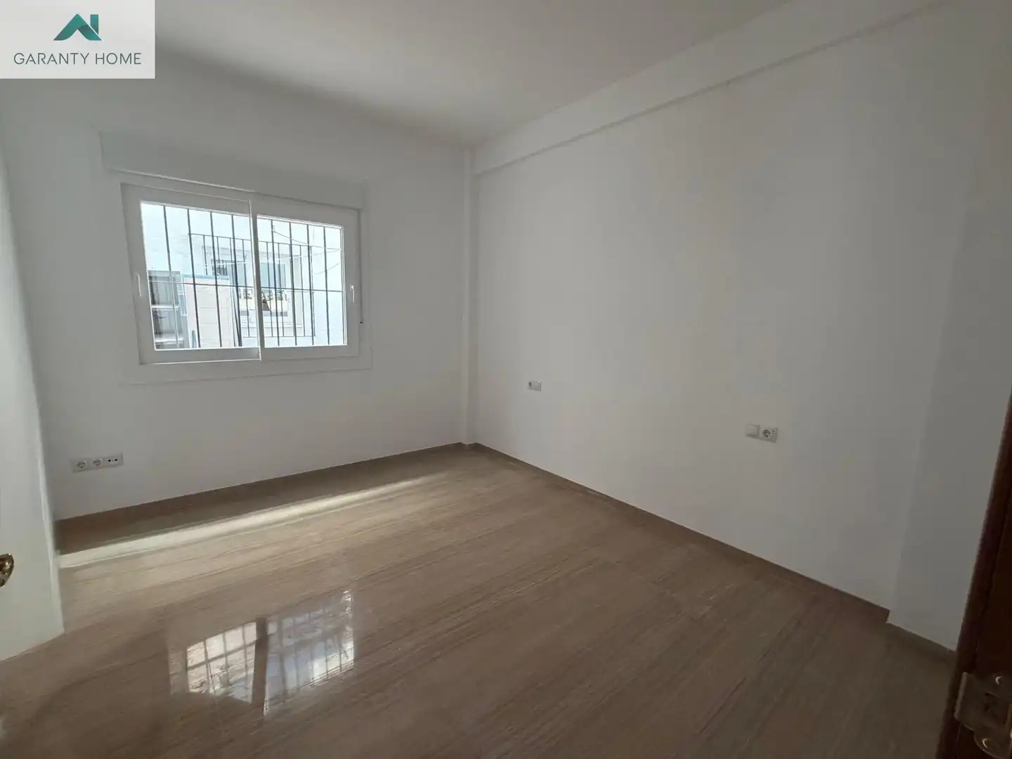 Planta baja de alquiler en Málaga con Aire acondicionado, Jardín privado y Terraza