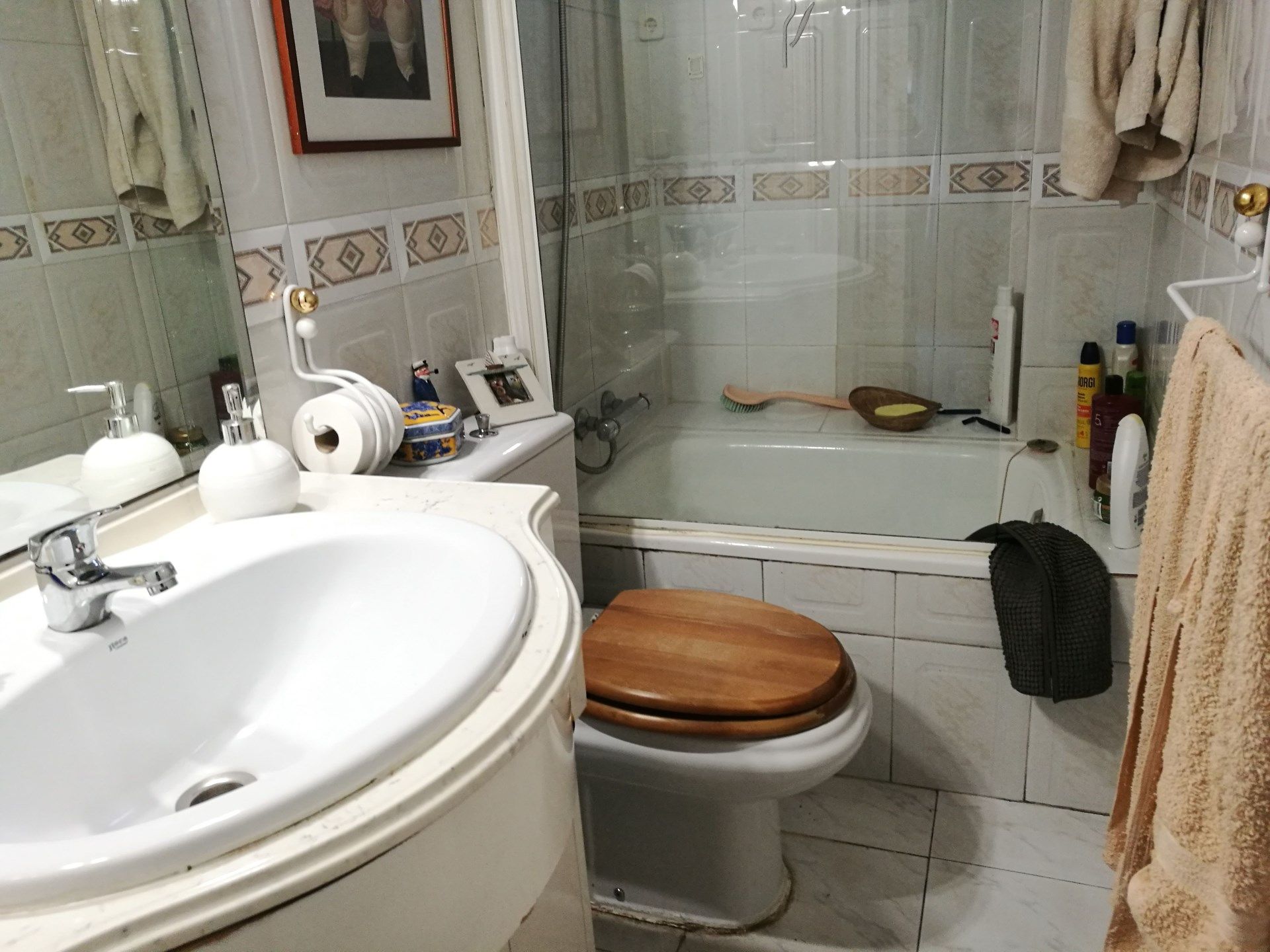 Bathroom of Flat for sale in  Madrid Capital  with Heating, Furnished and Oven