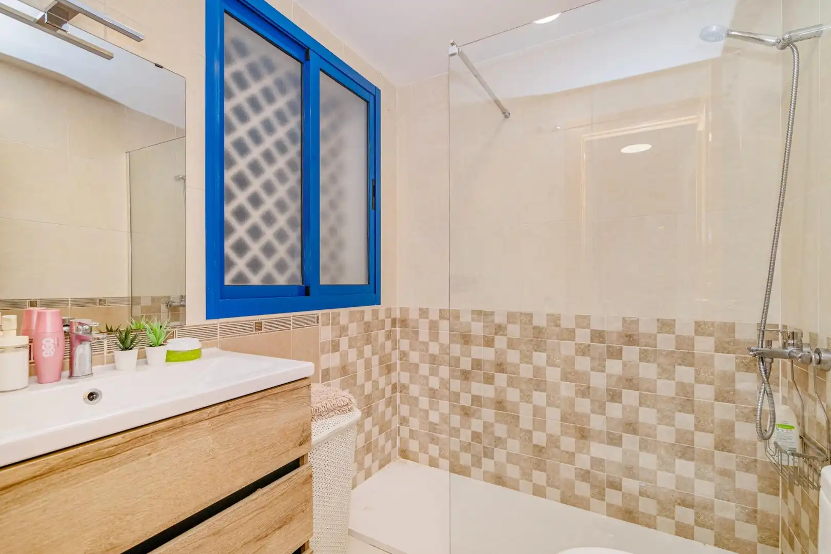 Badezimmer von Wohnung zum Verkauf in Gualchos mit Terrasse