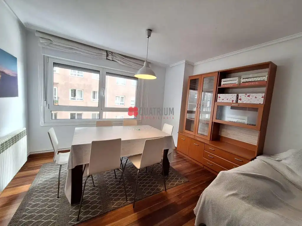 Habitación de Piso de alquiler en Santiago de Compostela  con Amueblado