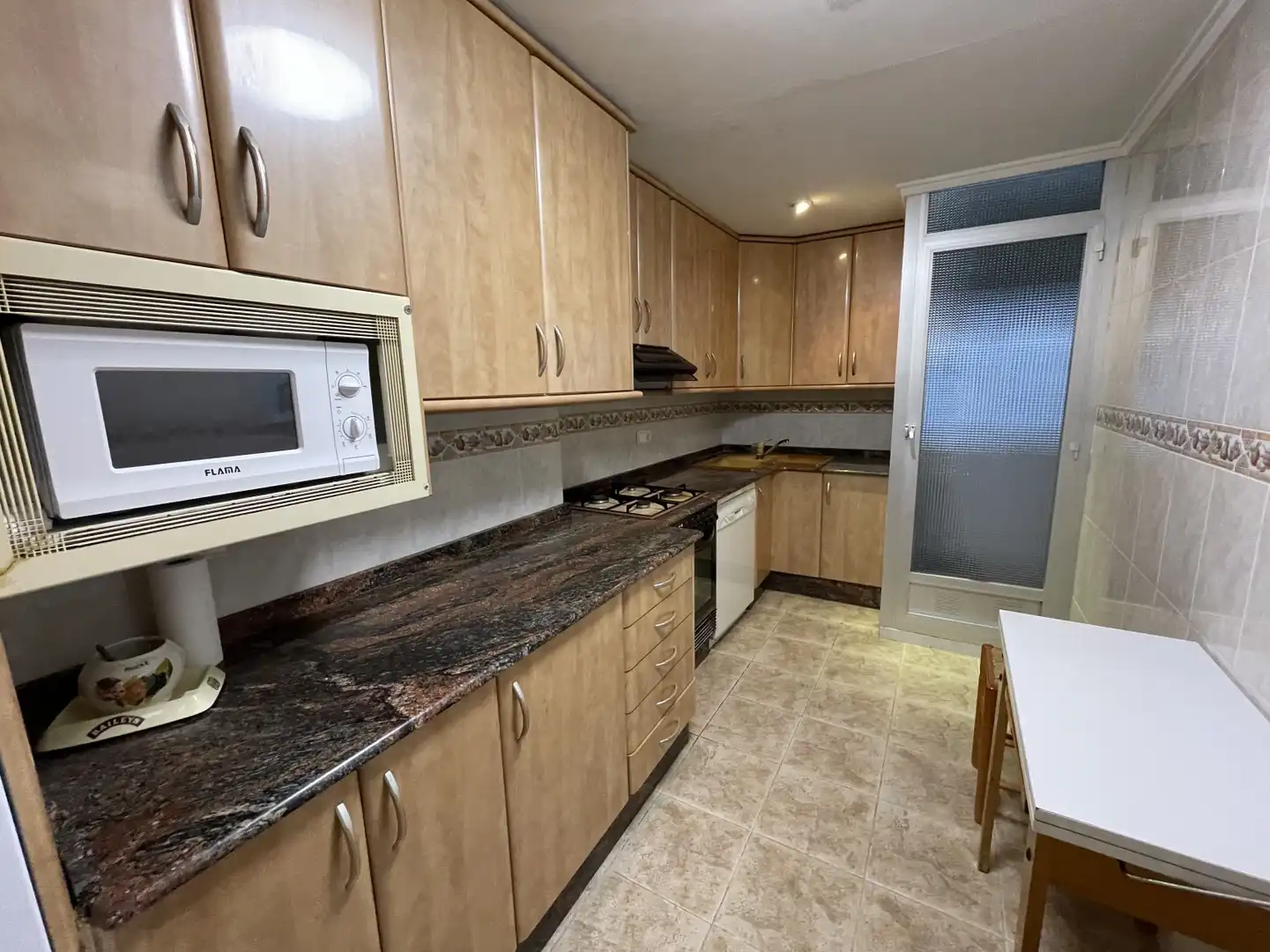 Cocina de Piso en venta en Valencia con Aire acondicionado y Balcón
