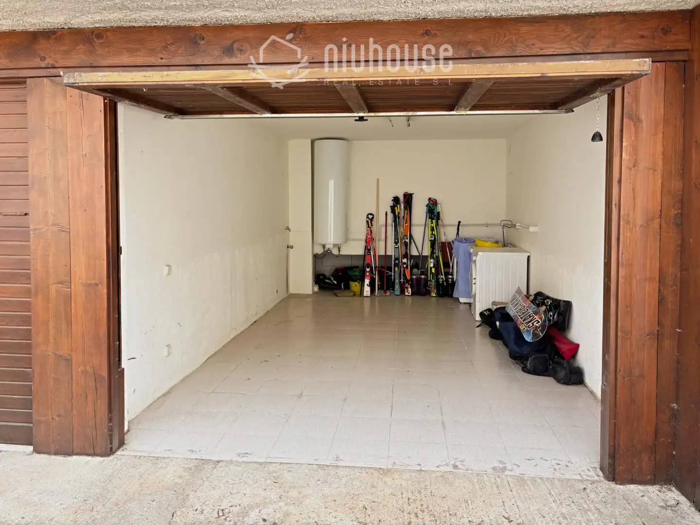 Parking of Duplexes for sale in Bolvir