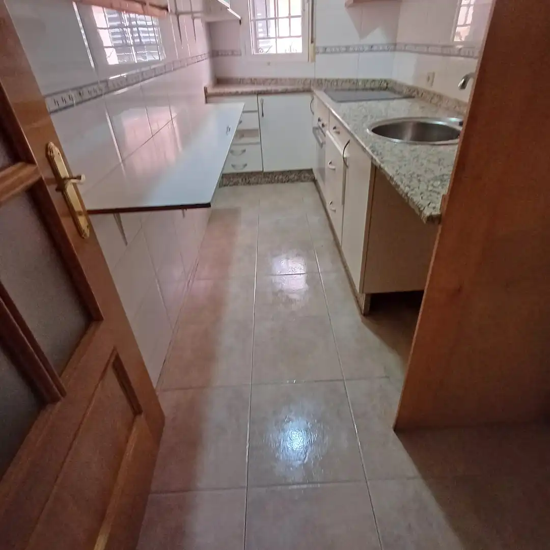 Flat for sale in C/ de San Antonio, imagen 3