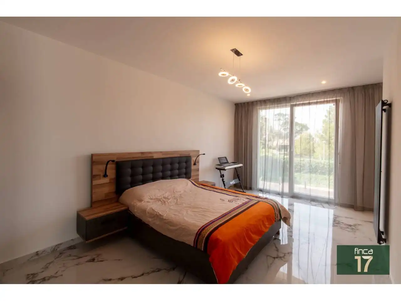 Habitación de Casa o chalet en venta en Petrer con Aire acondicionado, Jardín privado y Terraza