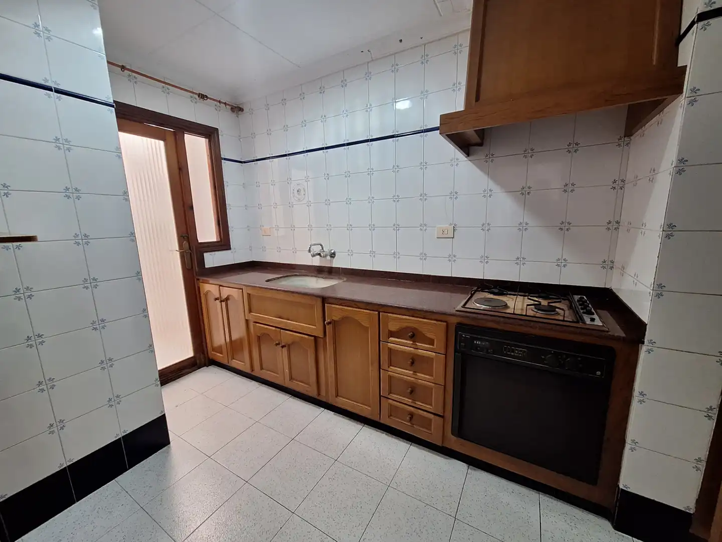 Kitchen of Houses for sale in Sueca  with Air Conditioner, Parquet flooring and Storage room