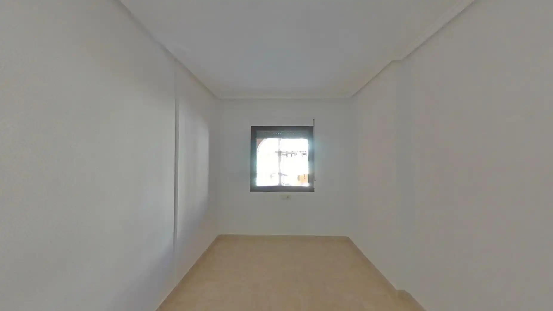 Habitación de Piso en venta en Torrevieja con Piscina