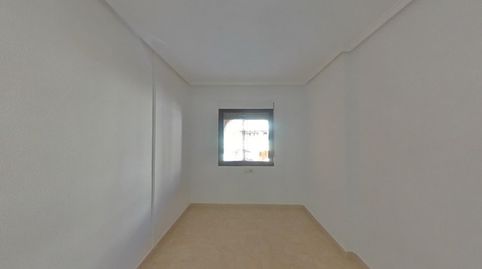 Foto 3 de Piso en venta en C/ Rabindranath Tagore, Zona los Frutales, Torrevieja