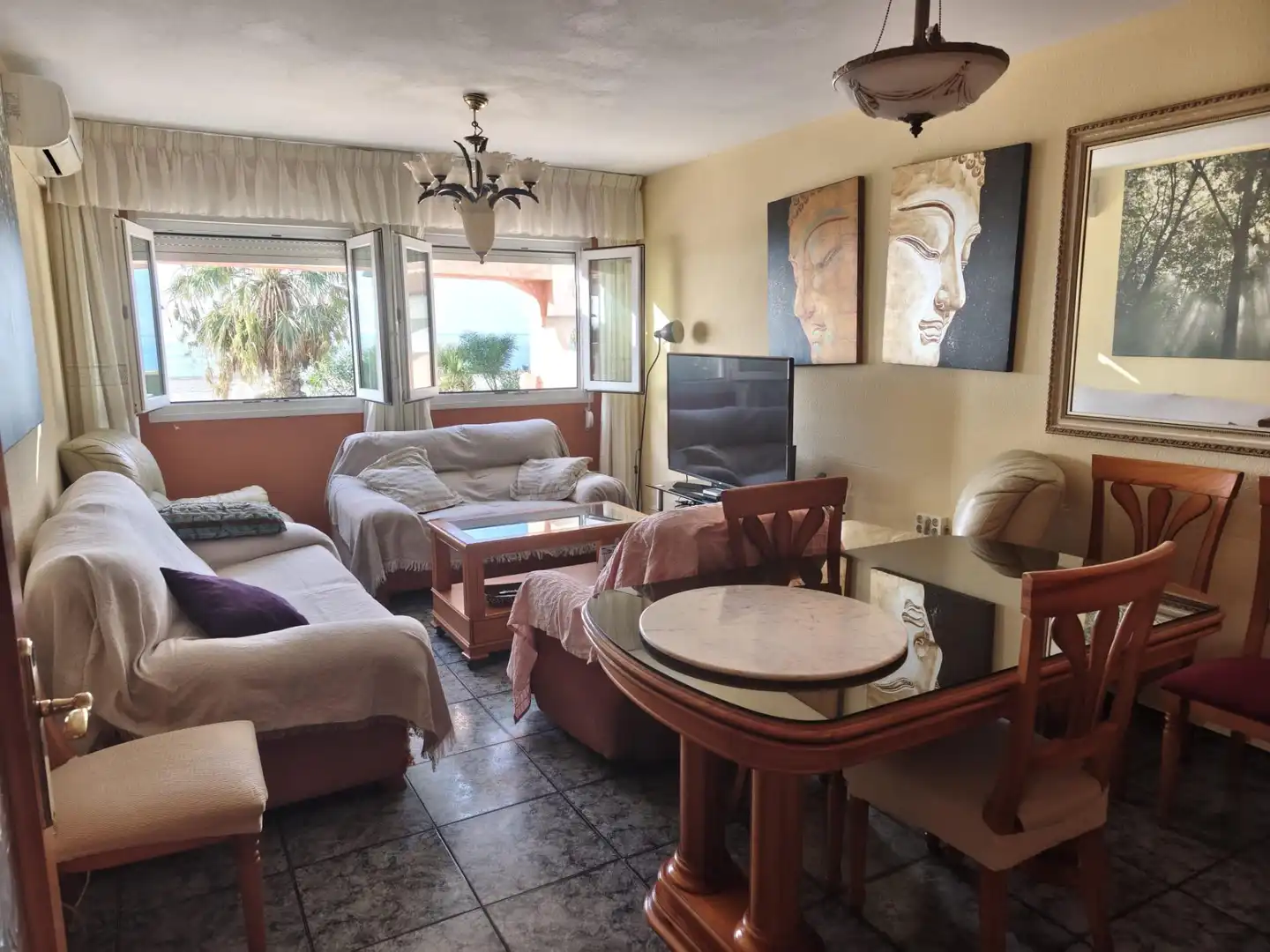 Living room of Flat for share in Costacabana - Loma Cabrera