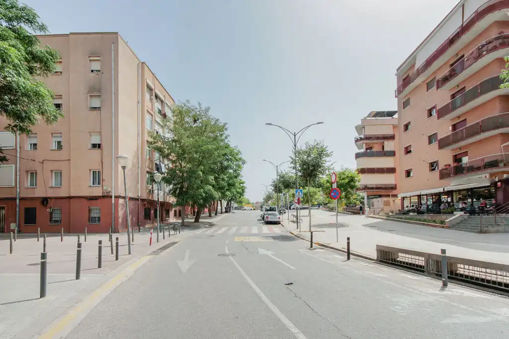 Vista exterior de Piso en venta en Sabadell