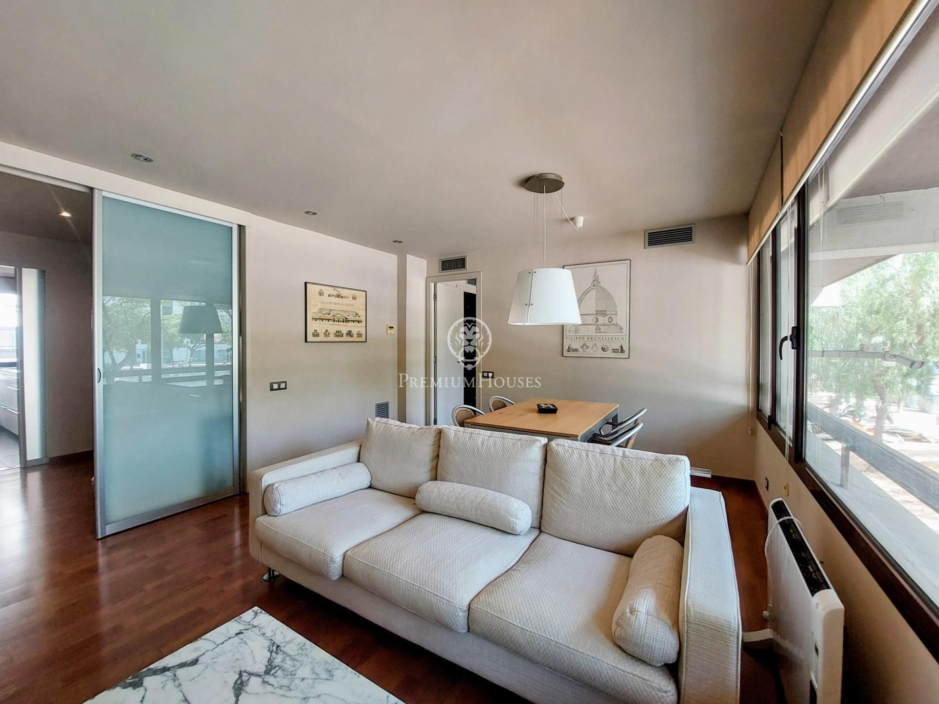 Living room of Planta baja for sale in  Barcelona Capital  with Air Conditioner