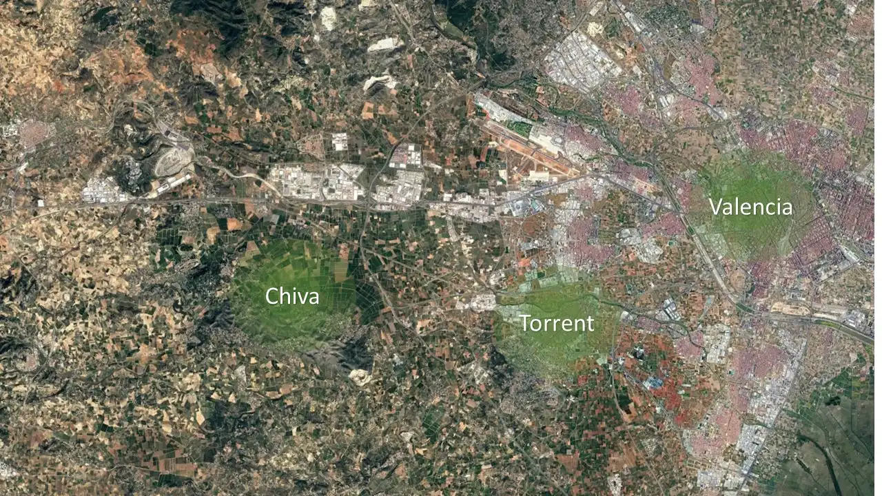 Rustikales Grundstück zum Verkauf in Urb Sierra Perenchiza, imagen 4