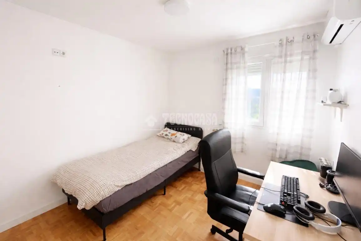Piso en venta en Av. de Madrid, Veredillas