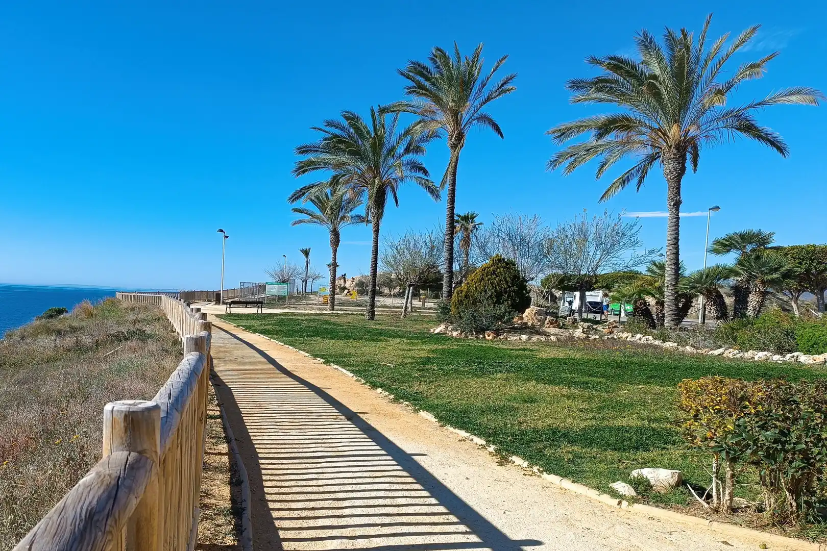 Vista exterior de Piso en venta en Villajoyosa / La Vila Joiosa con Terraza, Horno y Piscina comunitaria