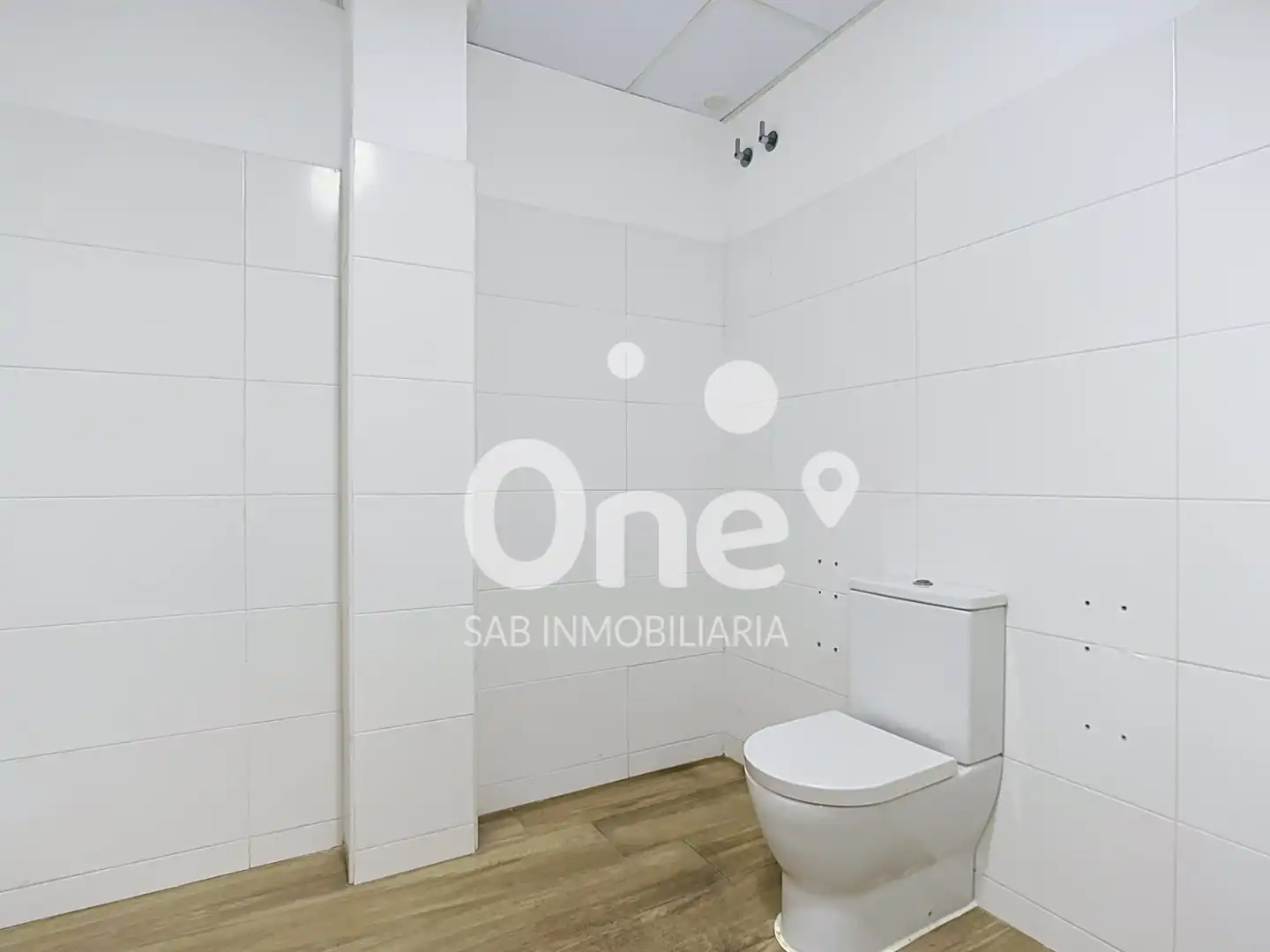 Bany de Local en venda en Valencia