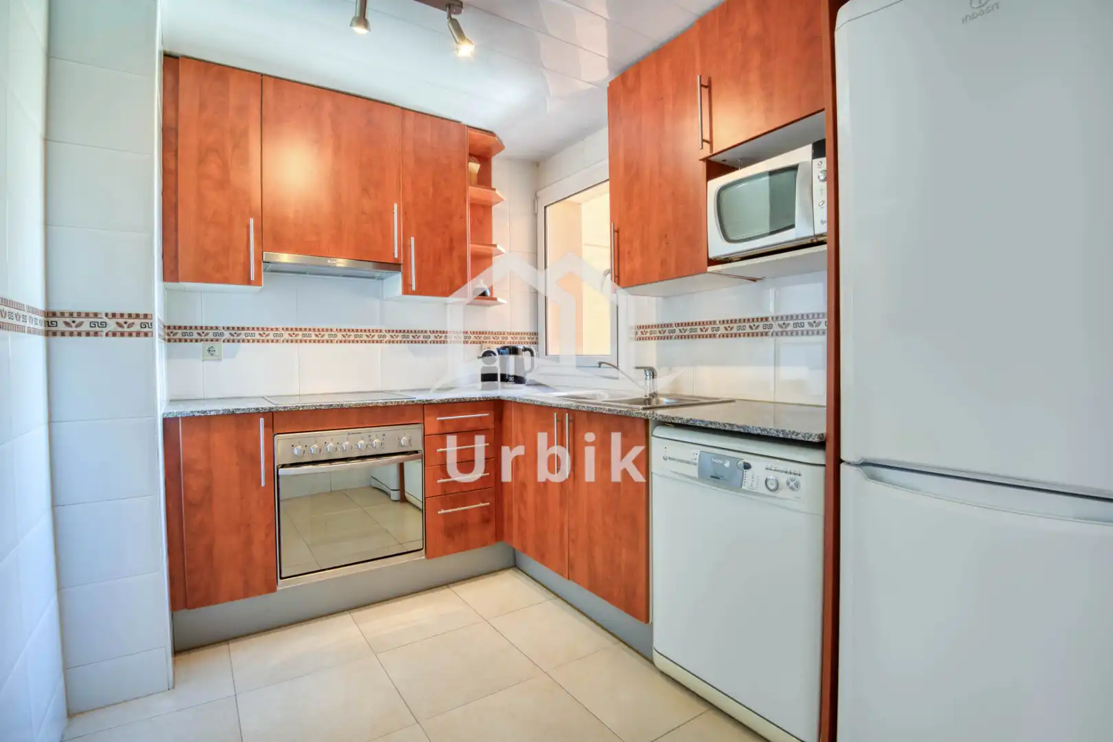 Cocina de Piso en venta en Castell d'Aro, Platja d'Aro i s'Agaró con Aire acondicionado, Calefacción y Terraza