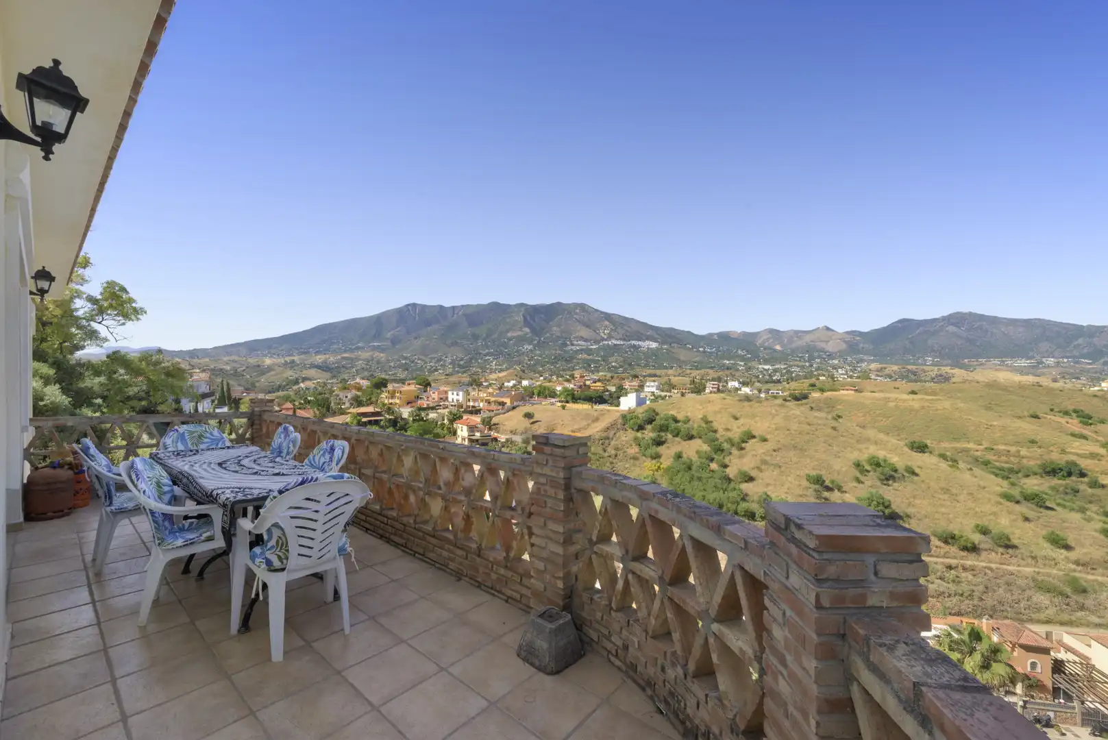Terrassa de Casa o xalet en venda en Mijas amb Aire condicionat, Terrassa i Piscina