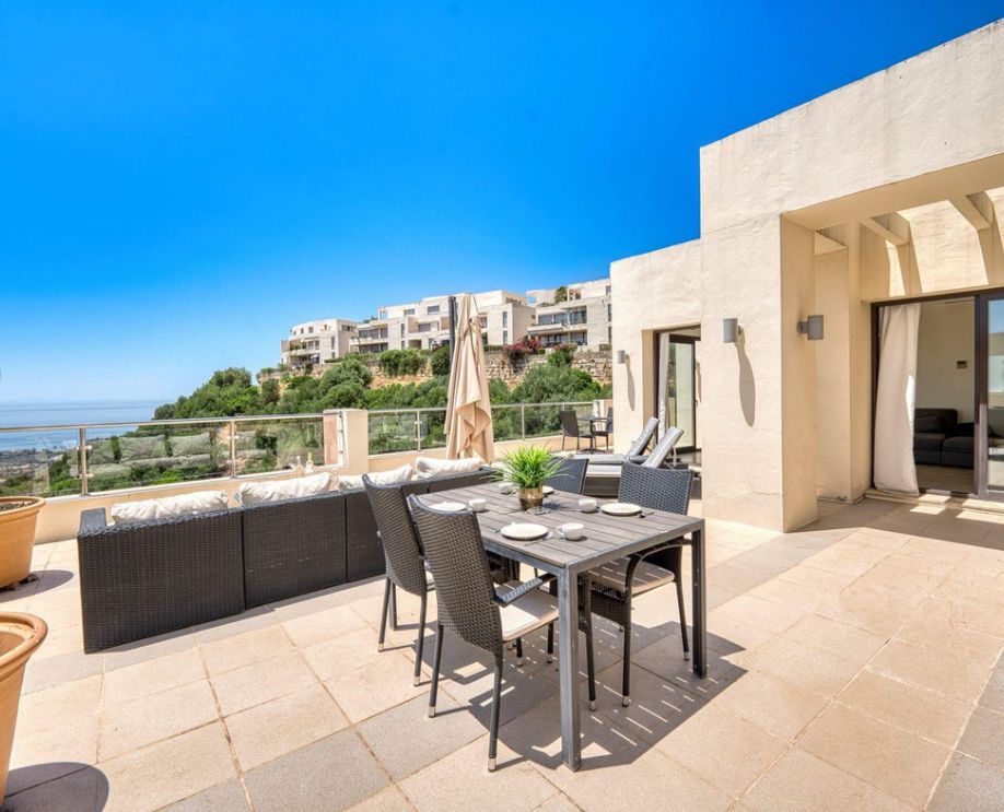 Terraza de Piso en venta en Marbella con Terraza, Amueblado y Horno