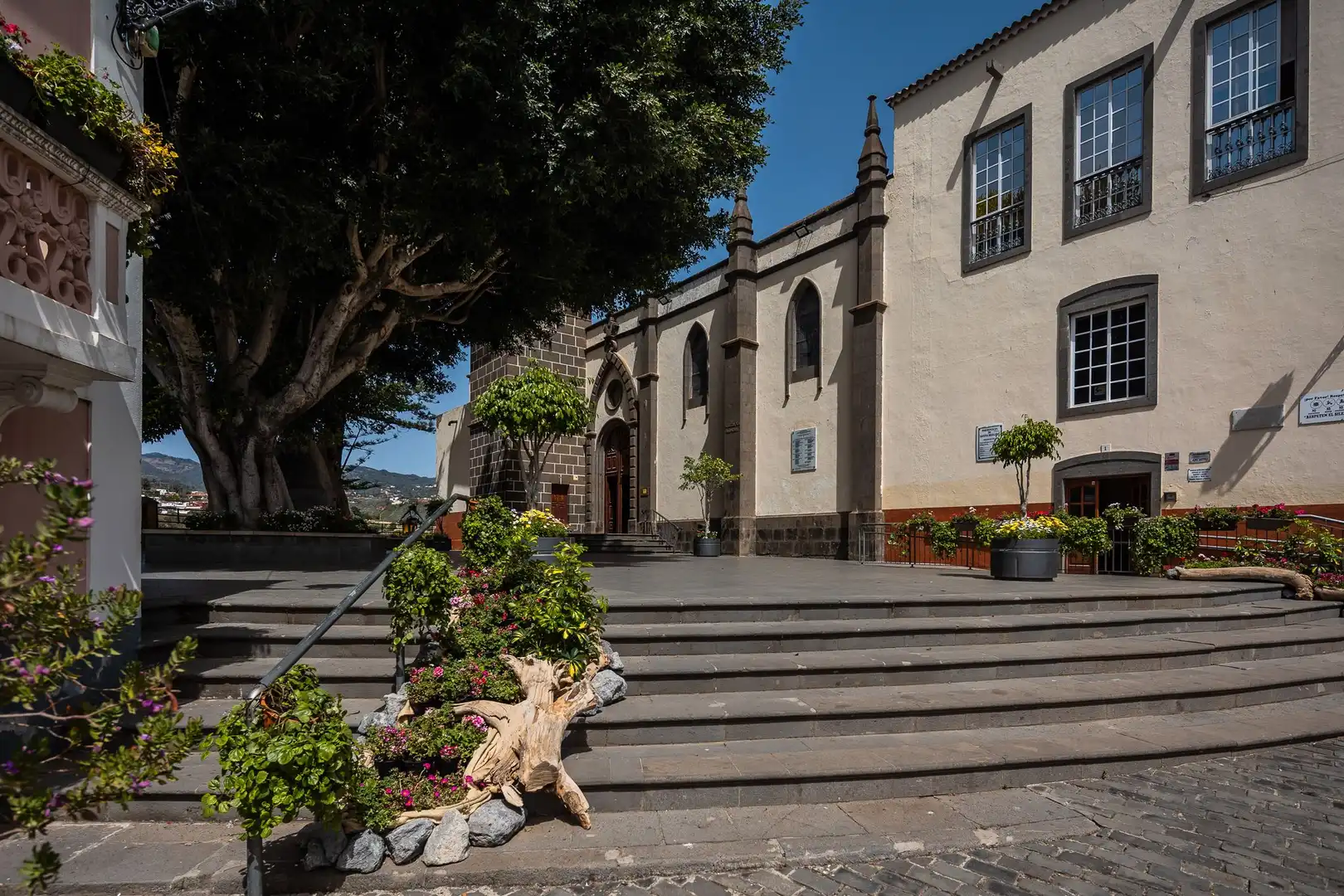 Buildings for sale in Calle José Antonio Primo de Rivera, 15, Casco Urbano