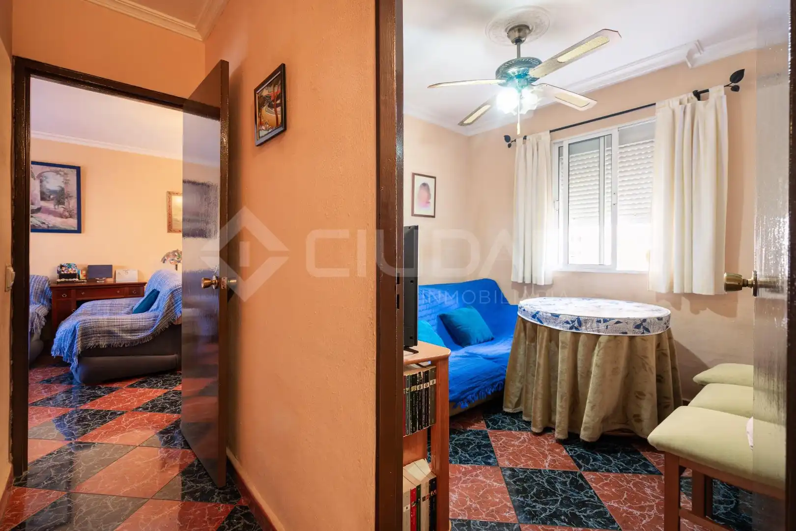 Bedroom of Flat for sale in Sevilla  with Air Conditioner