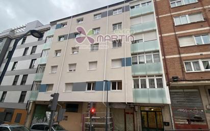 Exterior view of Flat for sale in Burgos Capital  with Heating