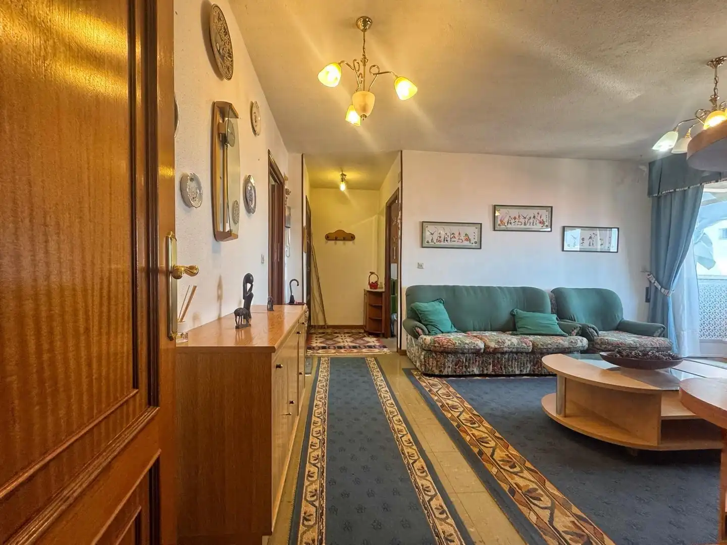 Sala de estar de Piso en venta en Vigo  con Calefacción, Terraza y Amueblado