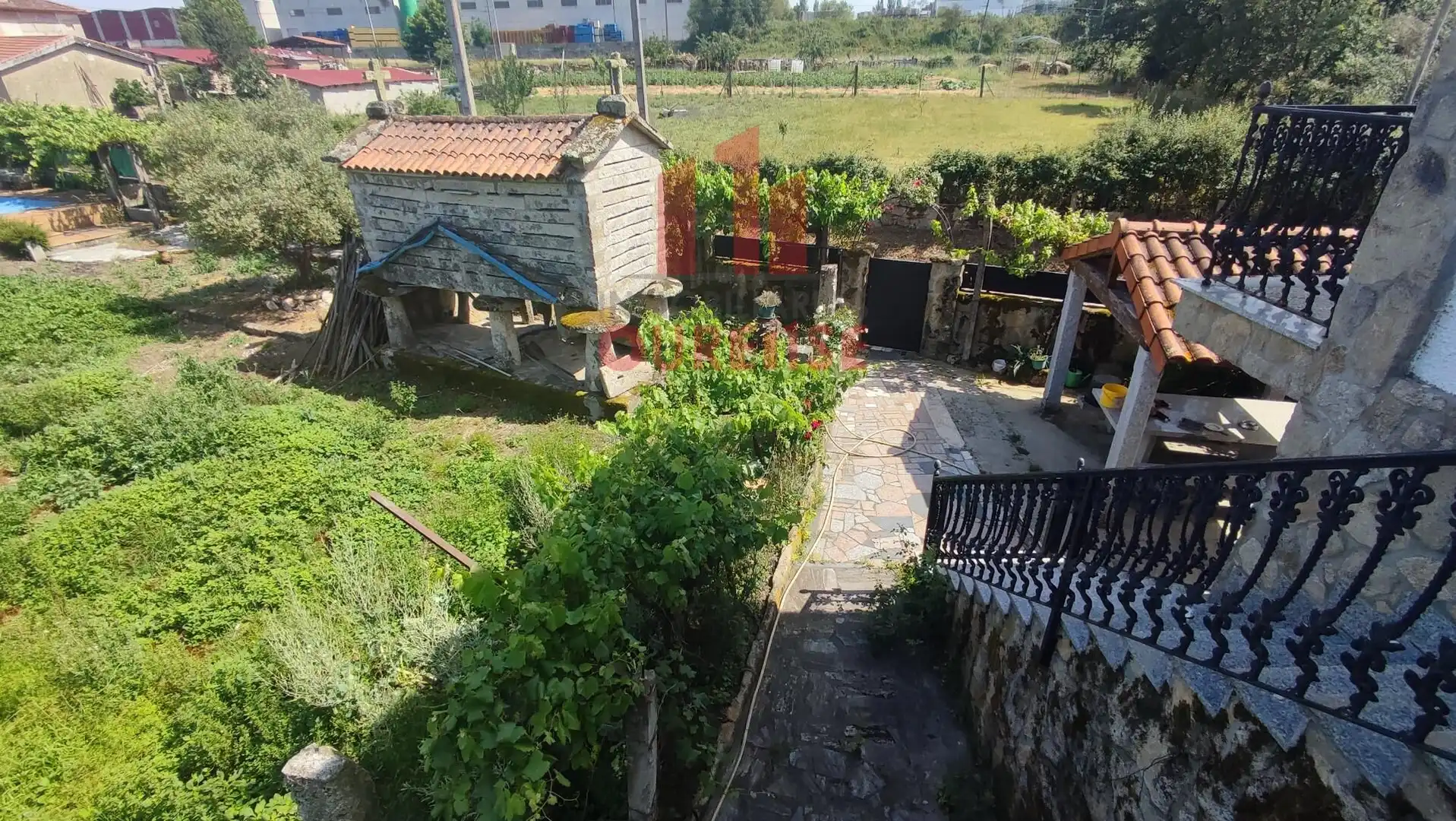 Casa o chalet en venta en San Cibrao das Viñas con Calefacción, Jardín privado y Terraza