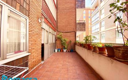 Exterior view of Flat for sale in Valladolid Capital  with Terrace and Balcony