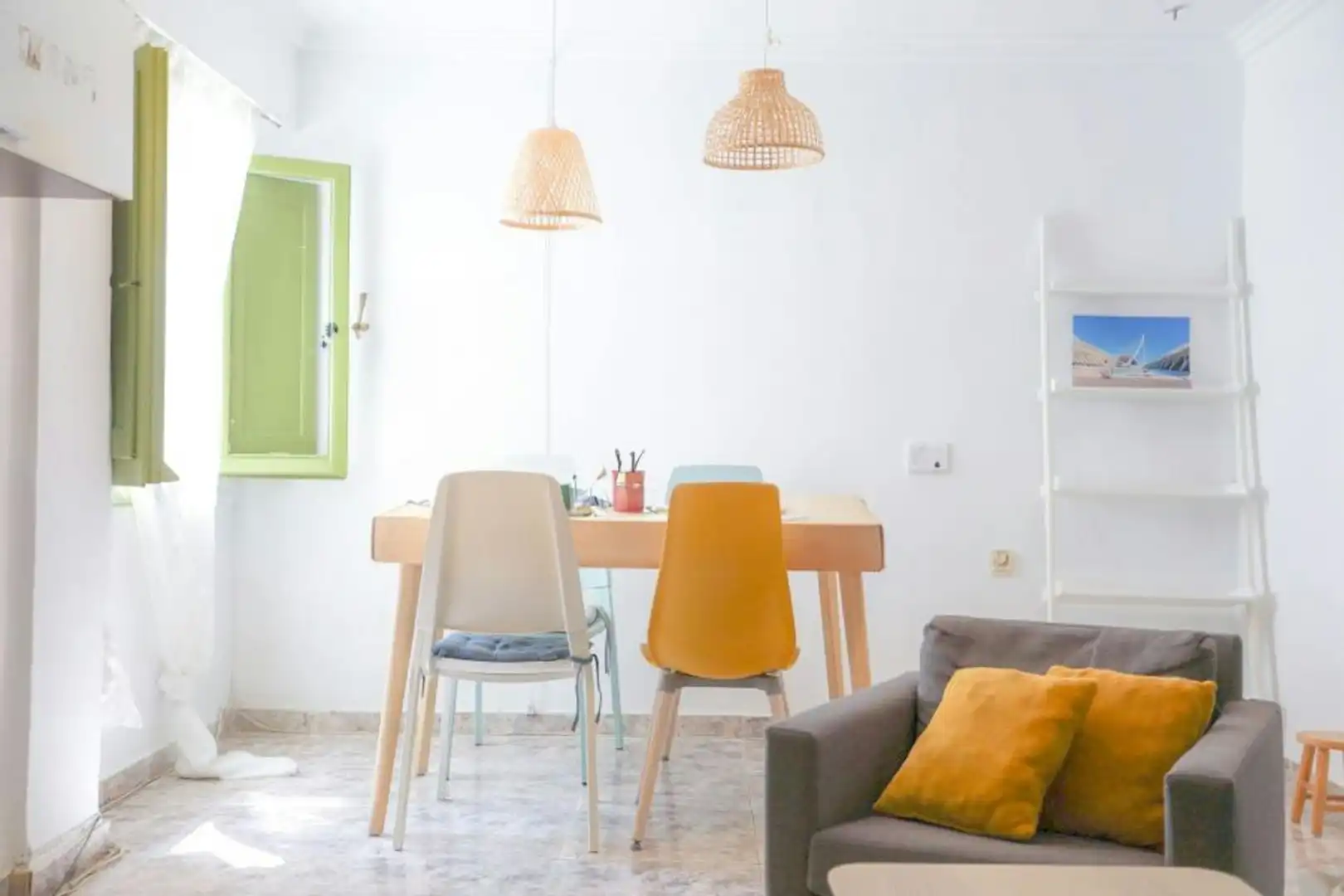 Comedor de Piso para compartir en Valencia con Aire acondicionado, Calefacción y Lavadora