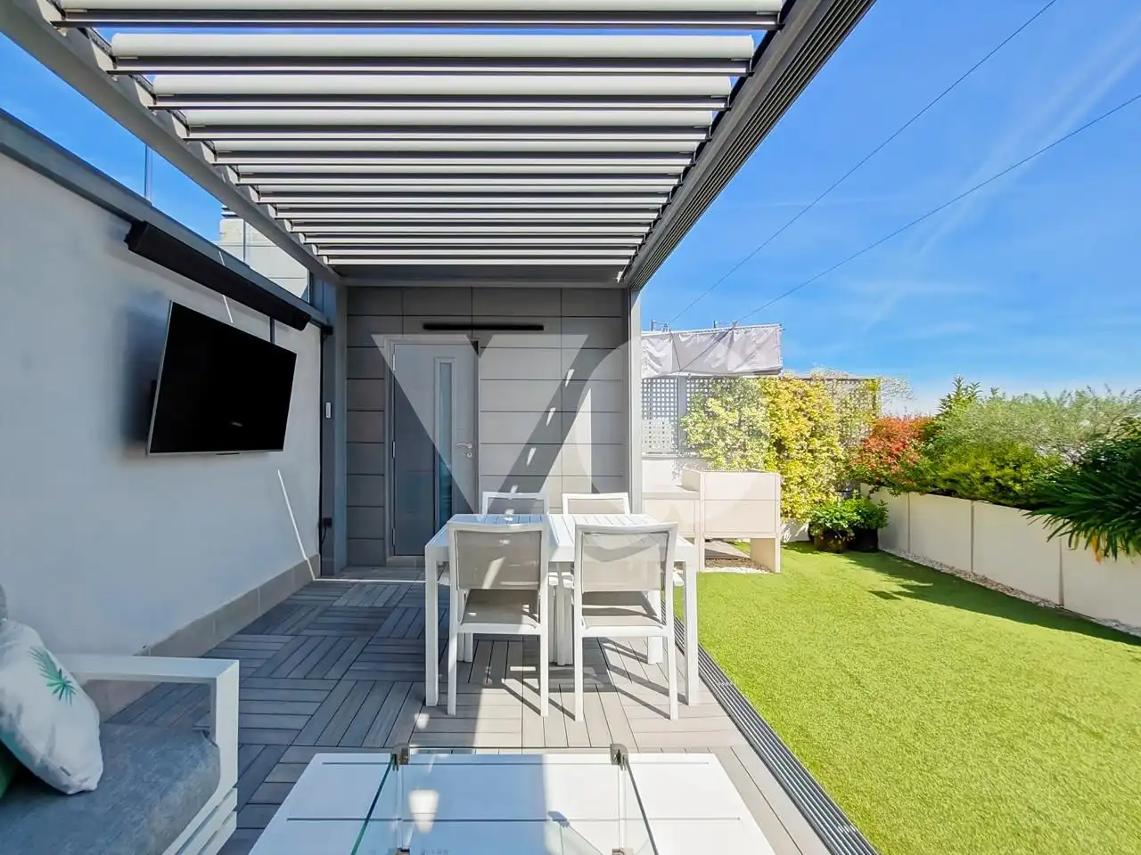 Terrassa de Àtic en venda en Madrid amb Aire condicionat, Calefacció i Jardí privat