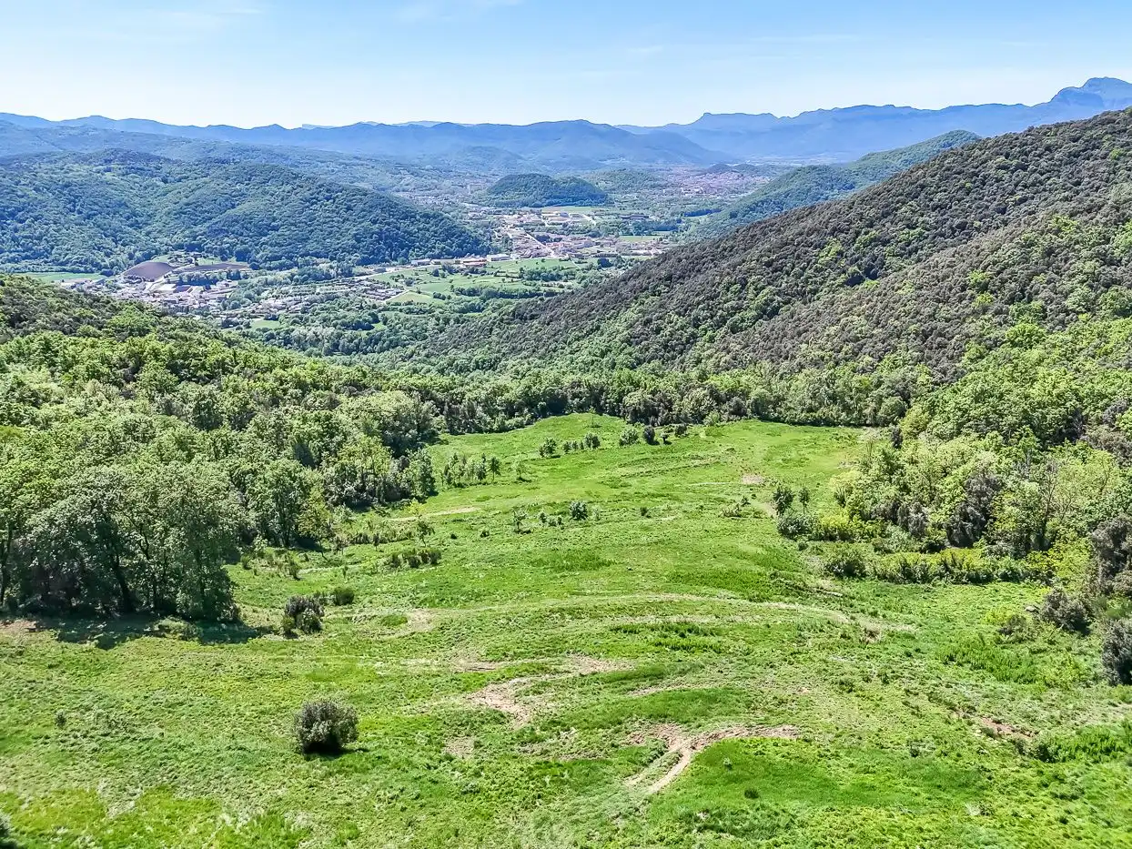Casa rústica con jardín en venta en Sant Joan Les Fonts, imagen 15