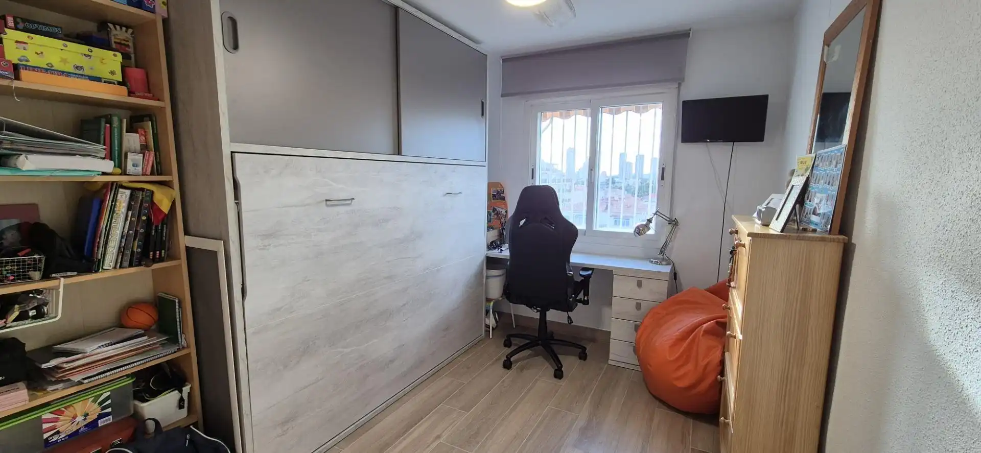 Habitación de Piso en venta en Benidorm con Aire acondicionado y Calefacción
