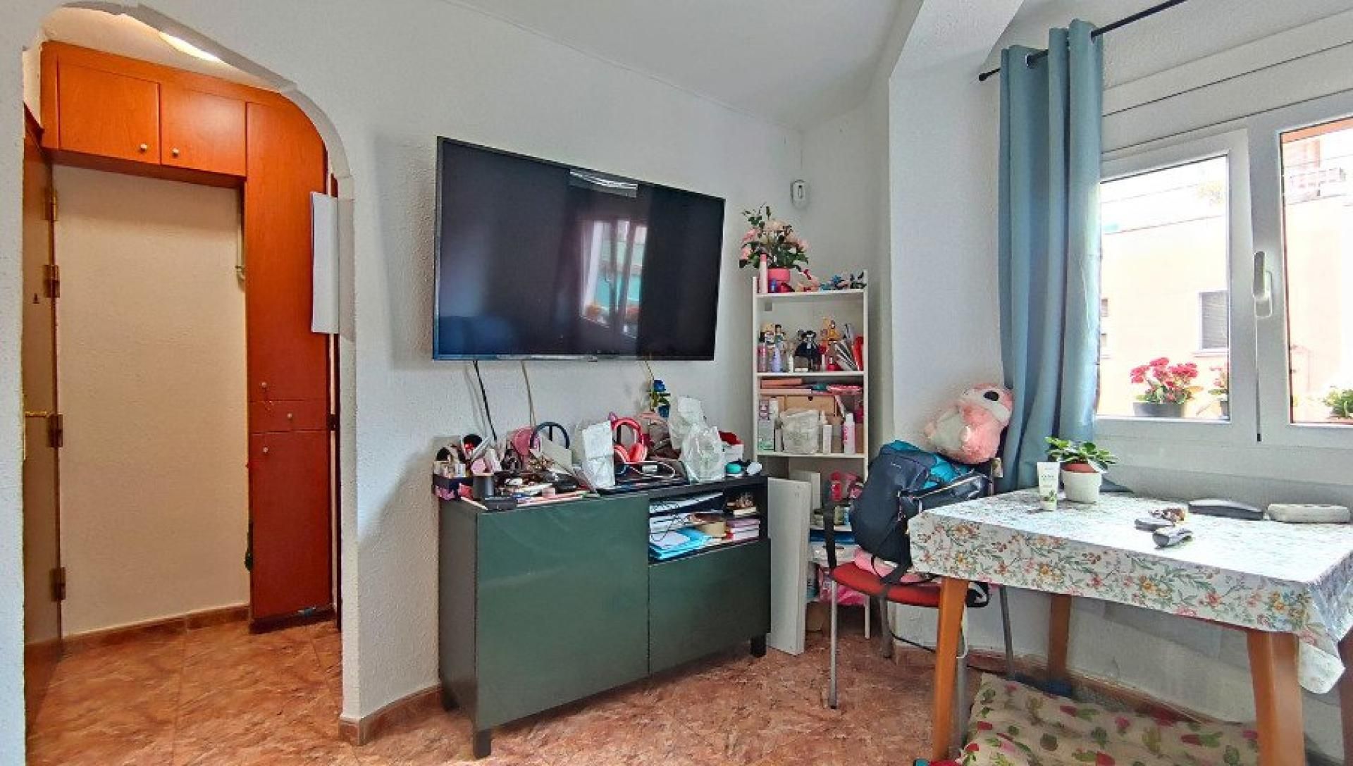Bedroom of Flat for sale in L'Hospitalet de Llobregat  with Air Conditioner and Heating