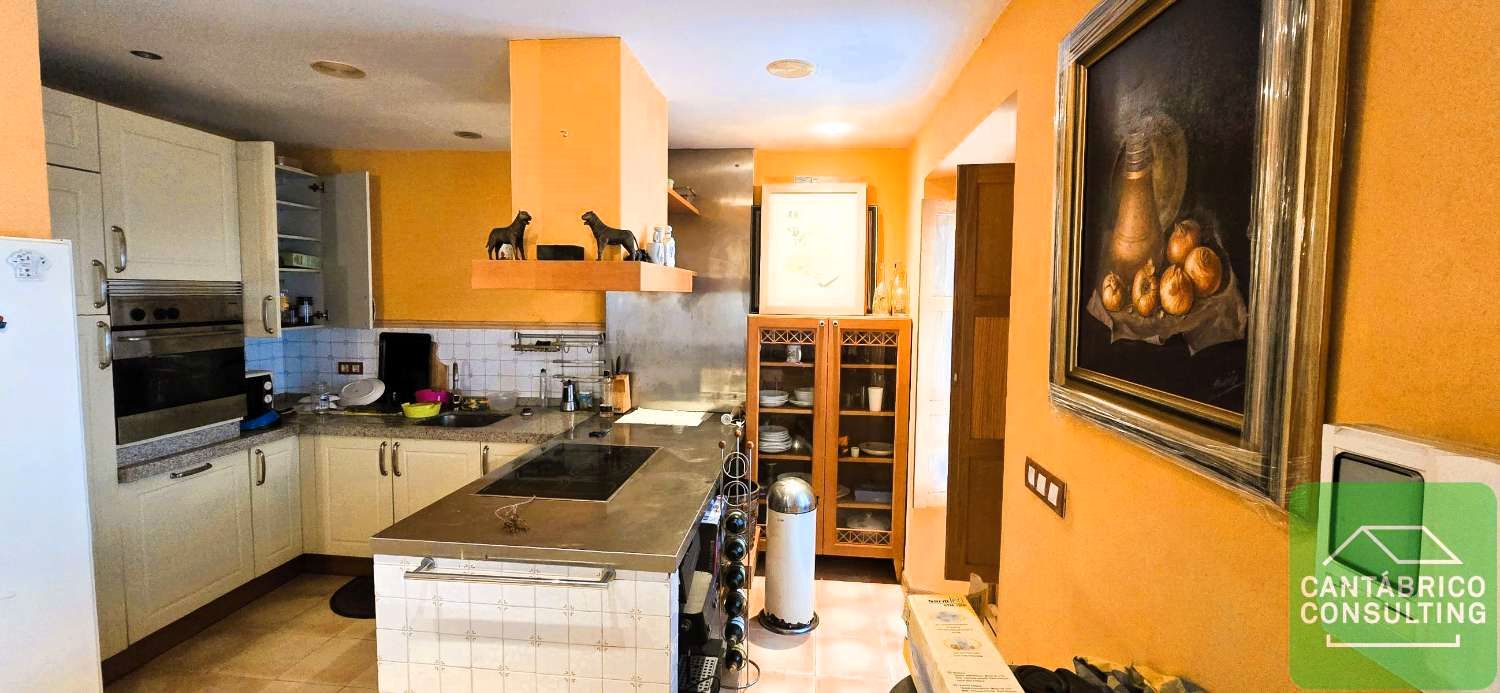 Kitchen of Duplex for sale in Navia