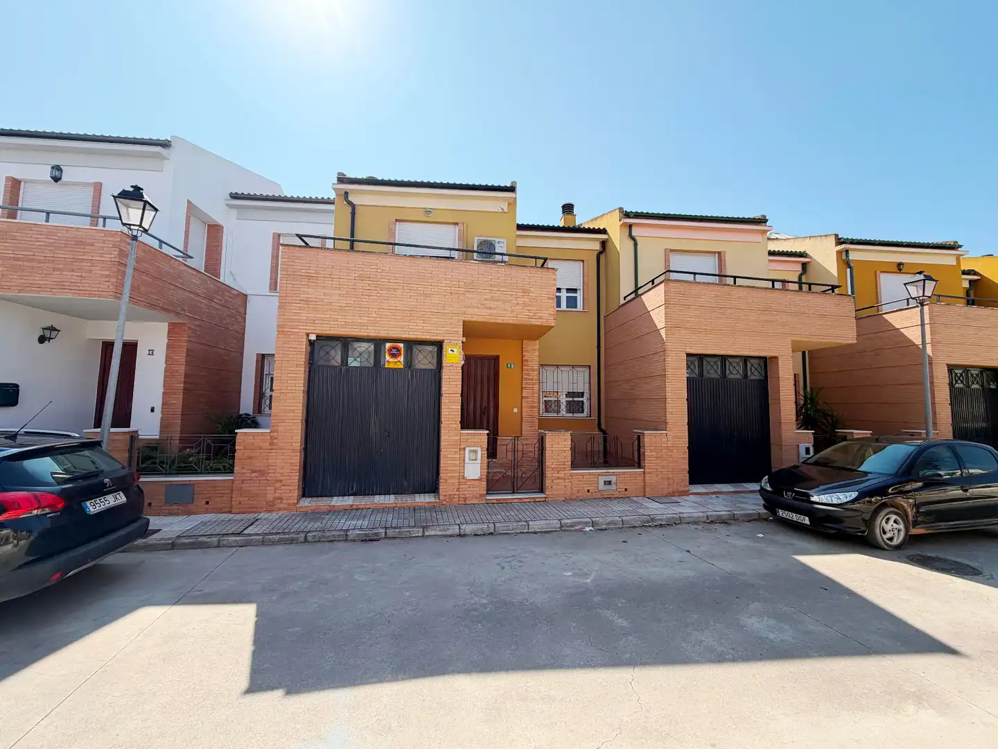 Vista exterior de Casa adosada en venta en Campillos con Terraza y Trastero
