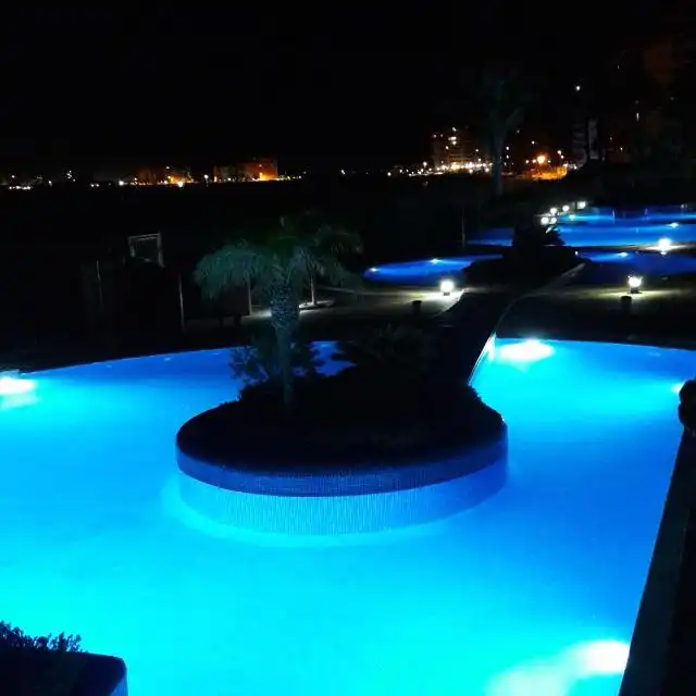 Piscina de Àtic en venda en La Manga del Mar Menor amb Aire condicionat, Moblat i Balcó