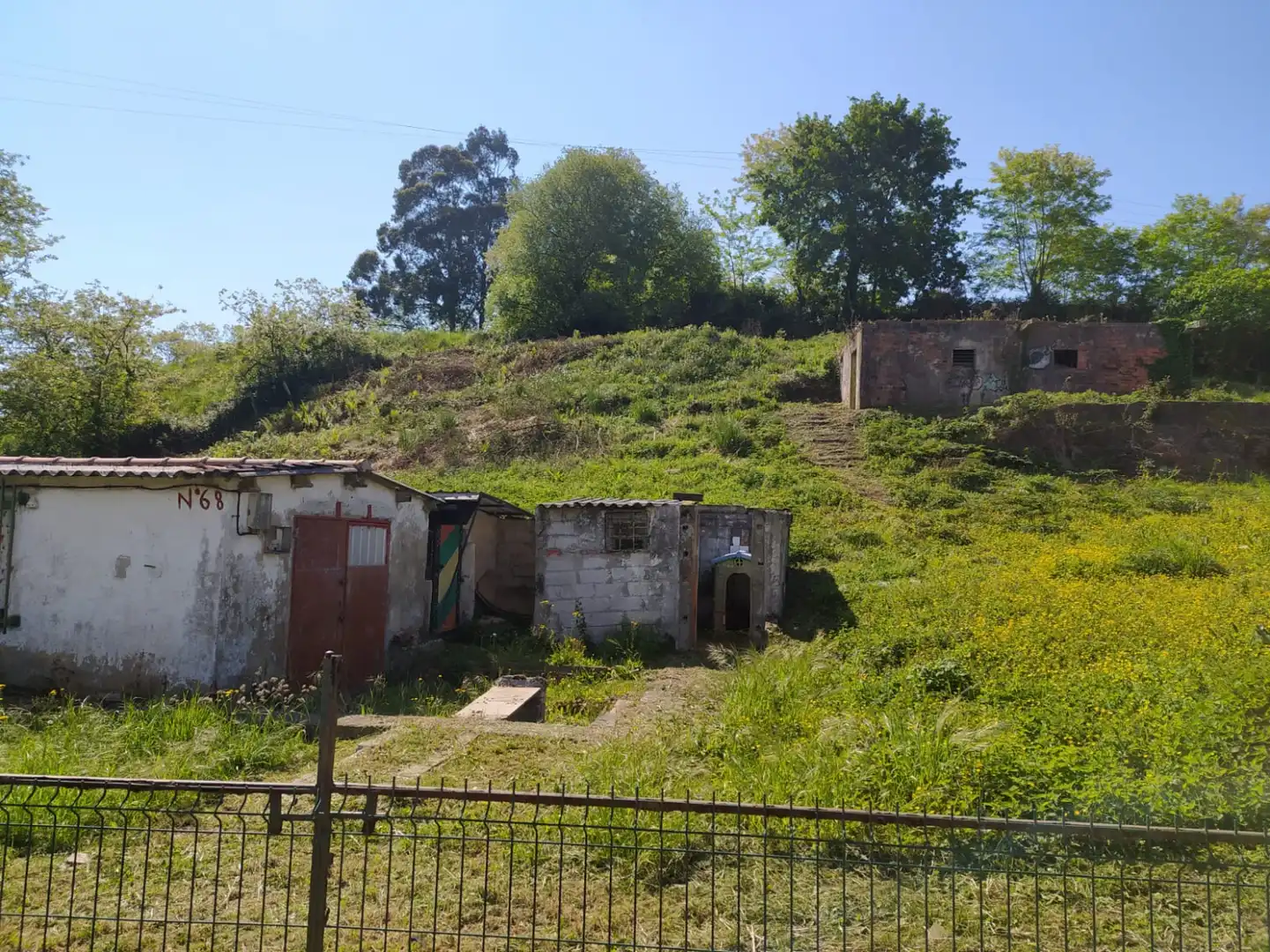 Vista exterior de Terreno en venta en Santillana del Mar