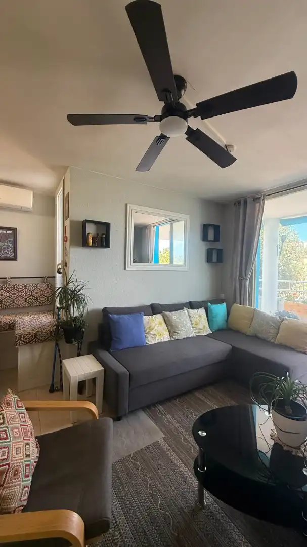 Sala de estar de Apartamento en venta en Sant Antoni de Portmany con Aire acondicionado, Terraza y Amueblado