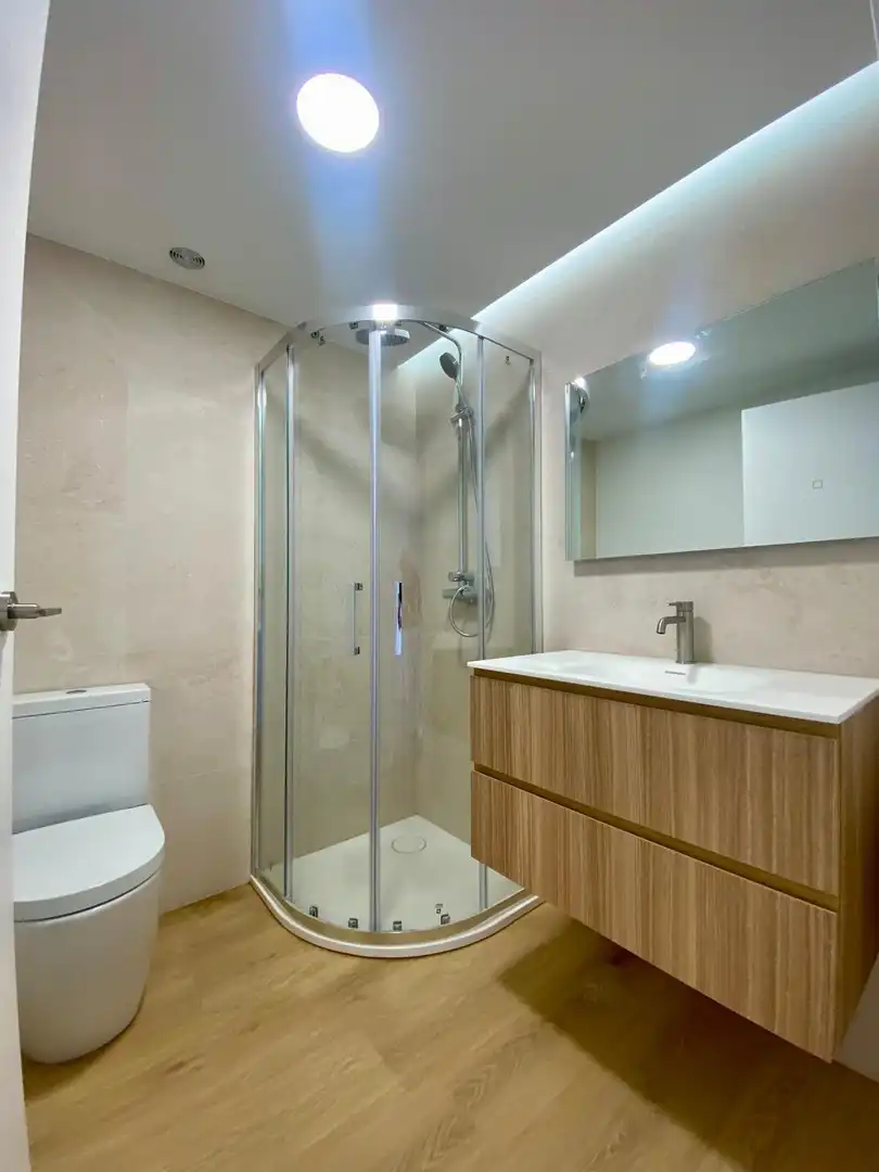 Baño de Ático en venta en Valencia con Aire acondicionado, Calefacción y Terraza