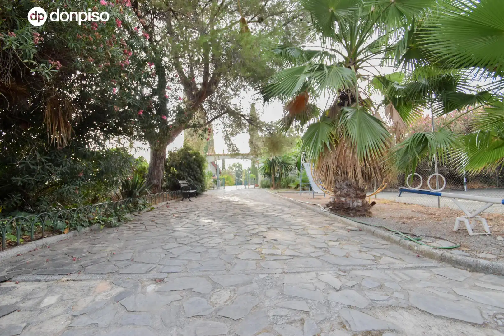 Vista exterior de Casa o xalet en venda en Chauchina amb Jardí privat, Parquet i Terrassa